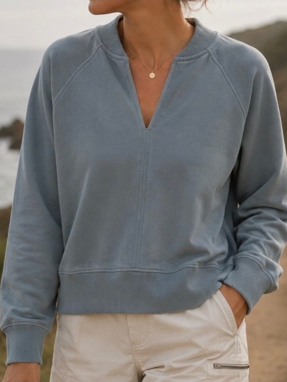 Athleta Women's Light Sage V-Neck Raglan Sweater S EUC
